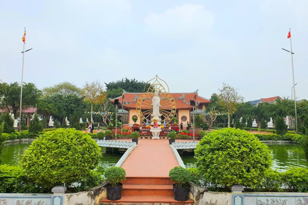 Hồ Quan Âm